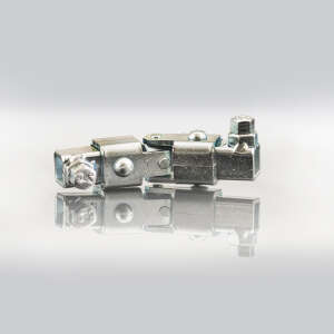Subtiel Kardangelenk mit zweimal 8 x 8 mm Innenvierkant